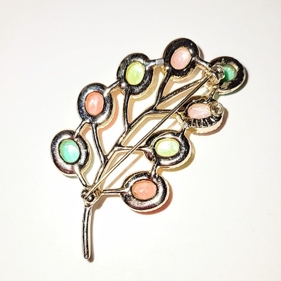 SARAH COVENTRY "CANDY LAND" PASTEL PIN BROOCH 1970s - Picture 2 of 6